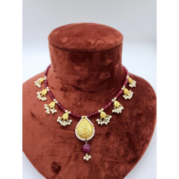 22k Gold Ruby Diamond Necklace set - Picture 6 of 7